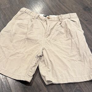 Covington Men's Tan Shorts size 34 7:31